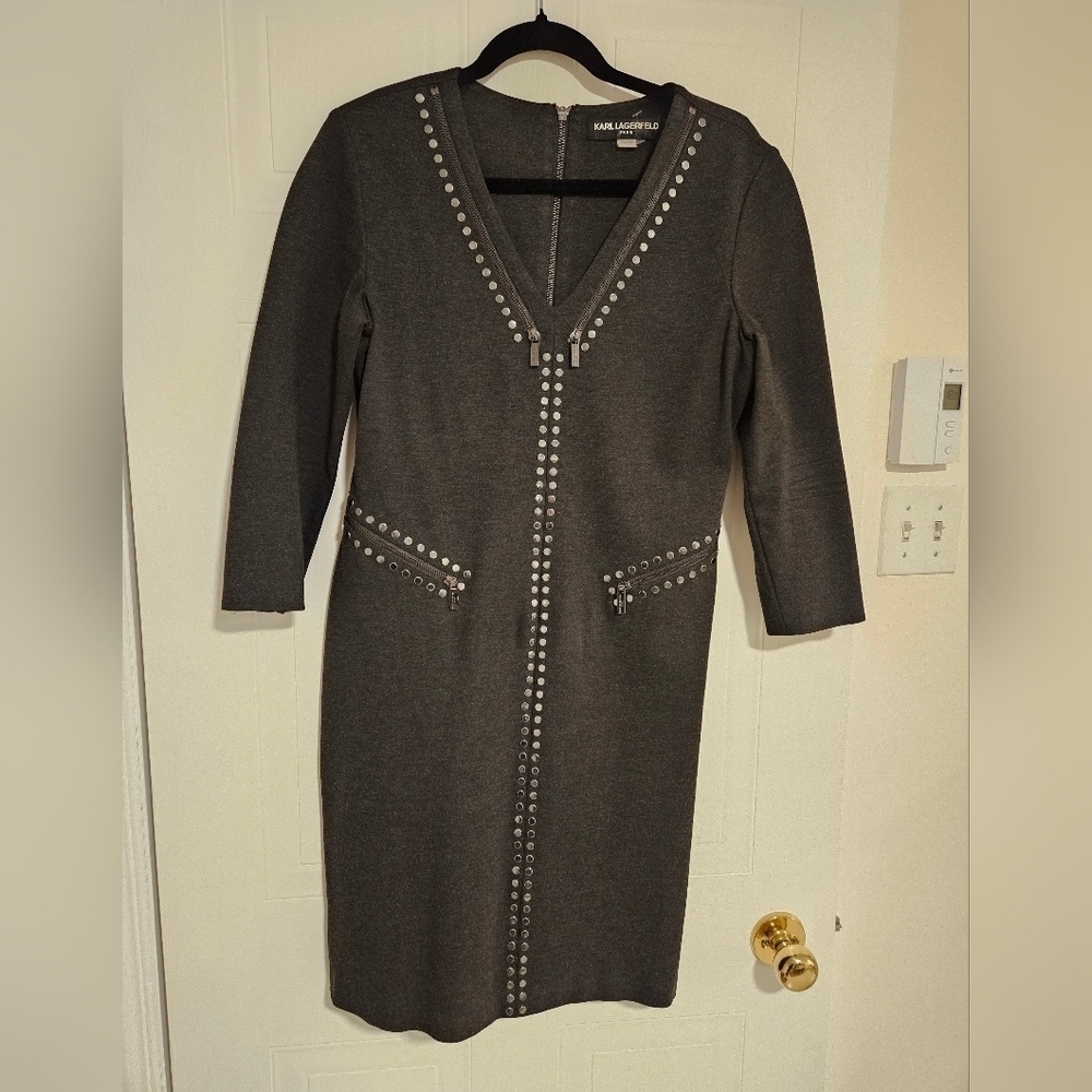 Karl Lagerfeld Paris womans Charcoal Grey Stud Dress size 8 NWT V neck Medium